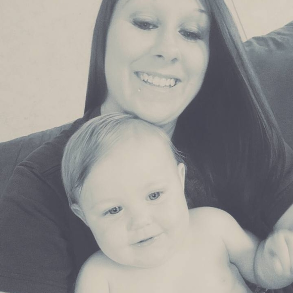 Meet your Posher, Heather - Picture 1 of 1